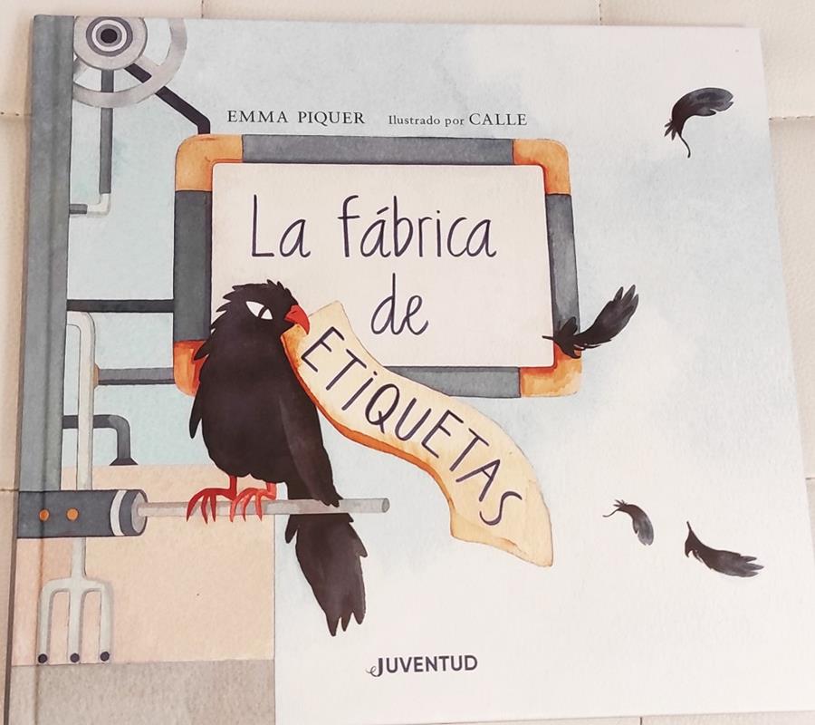 LA FÁBRICA DE ETIQUETAS | 9788426147233 | PIQUER CARO, EMMA