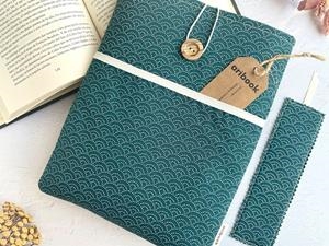 FUNDA LLIBRE ARIBOOK SOLIDÀRIA | 11042025 | ARIBOOK